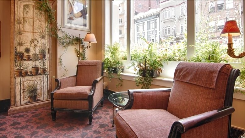 The Andrews Hotel