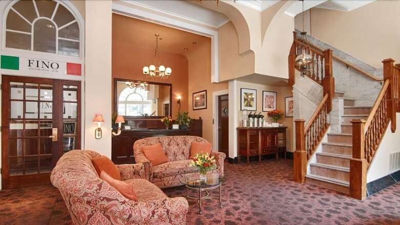 The Andrews Hotel