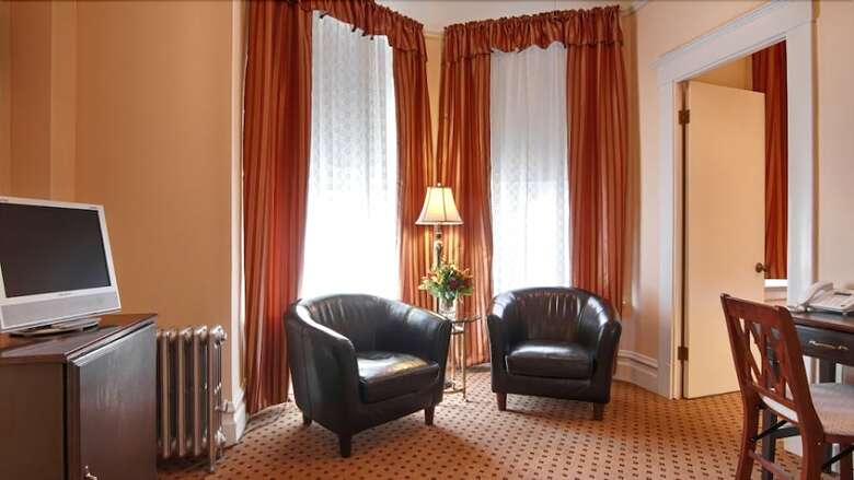 The Andrews Hotel