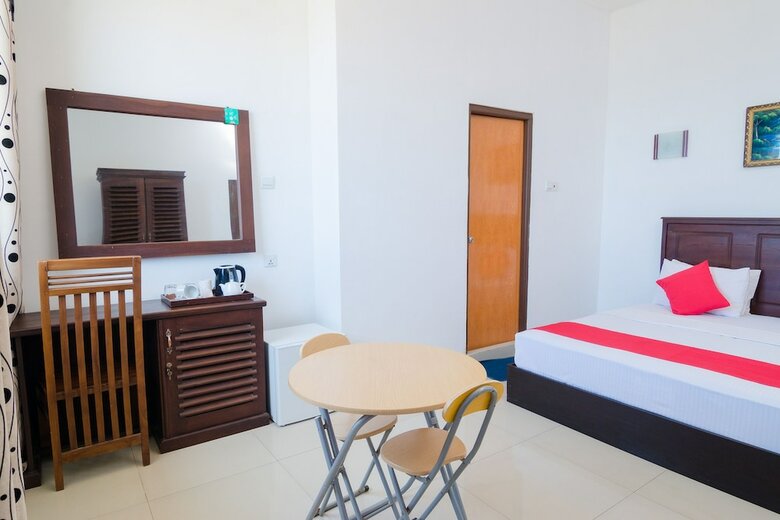 Hotel Oyo 411 Corel Breeze Colombo