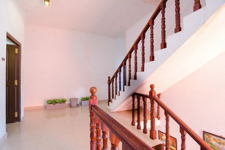 Hotel Oyo 411 Corel Breeze Colombo