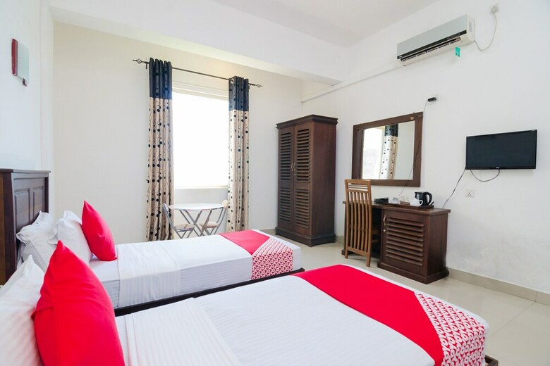 Hotel Oyo 411 Corel Breeze Colombo