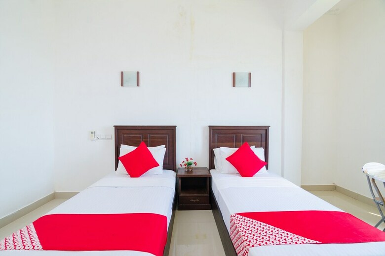 Hotel Oyo 411 Corel Breeze Colombo