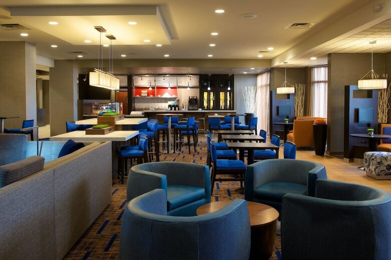 Hotel Courtyard By Marriott Bloomington