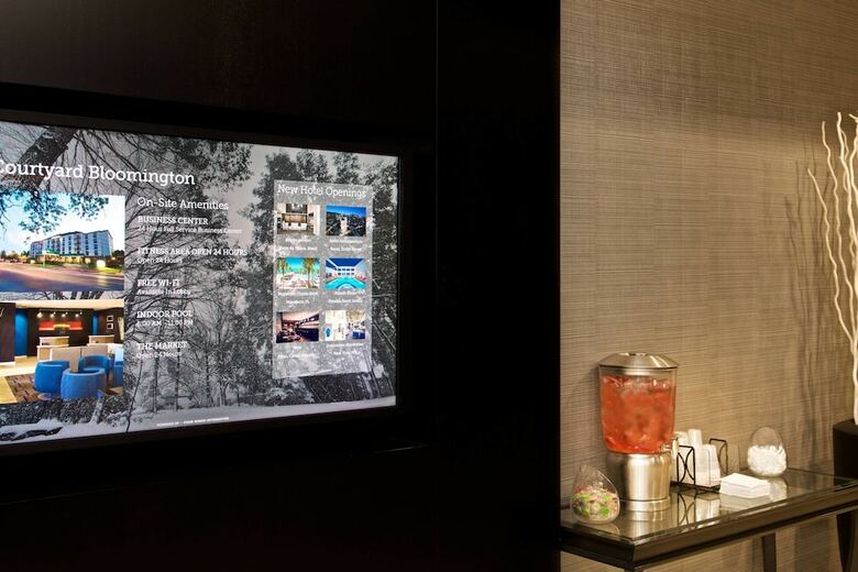Hotel Courtyard By Marriott Bloomington