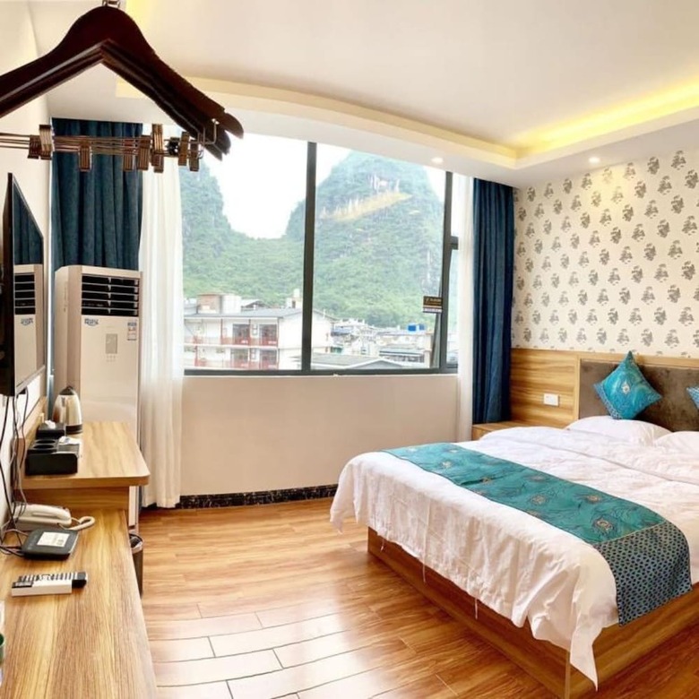 Yangshuo Qingyunge Hotel