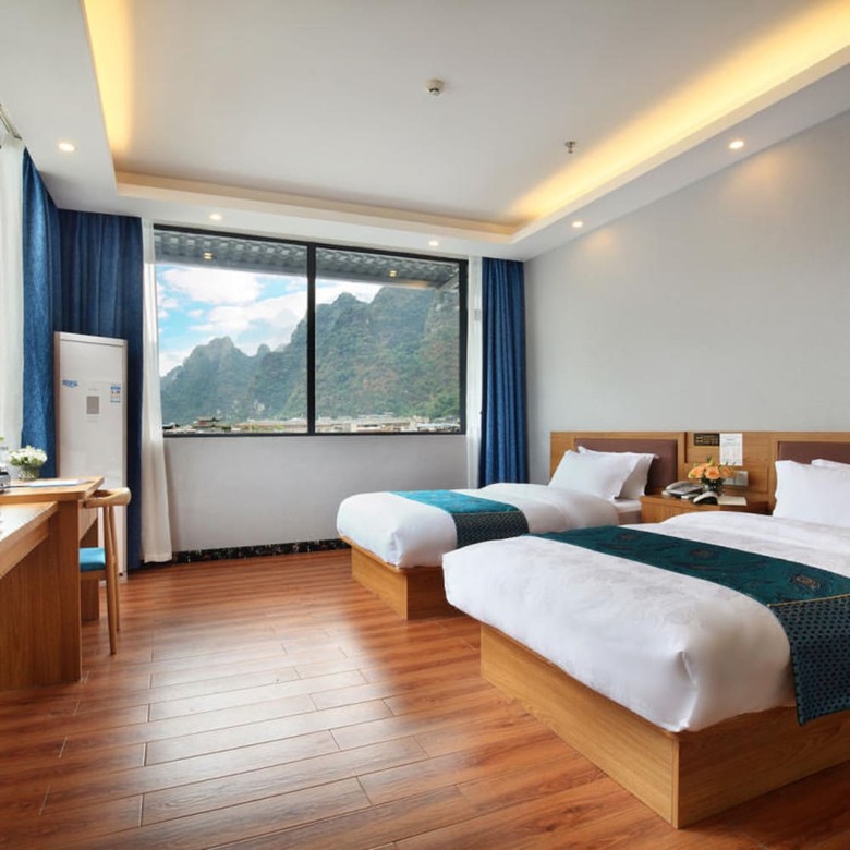 Yangshuo Qingyunge Hotel