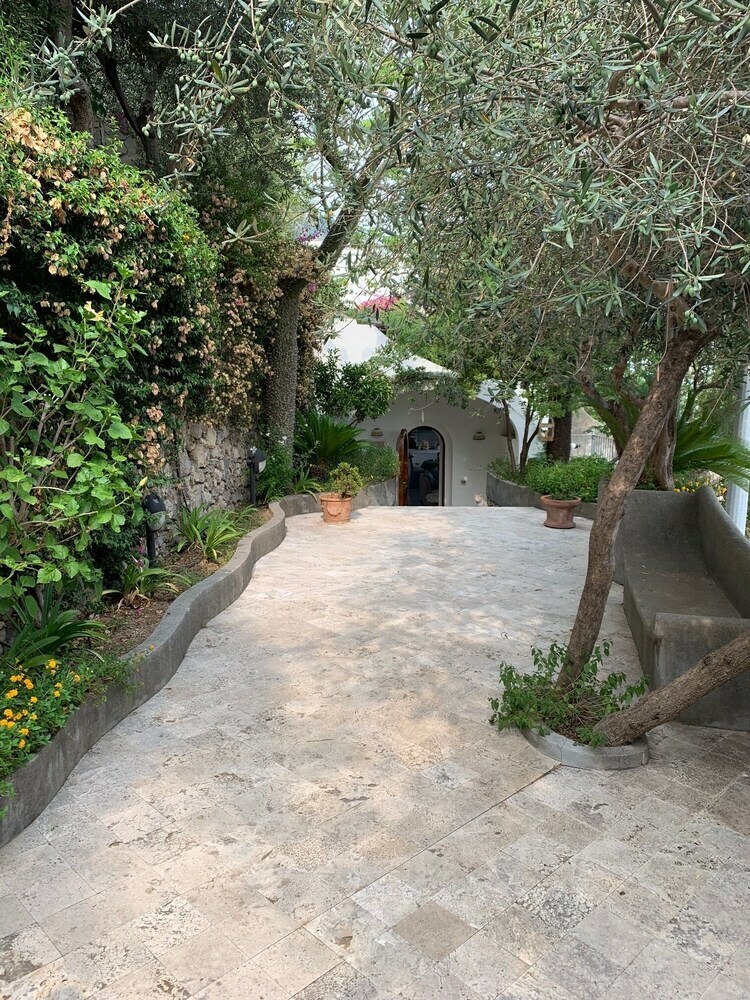Casa Reverie