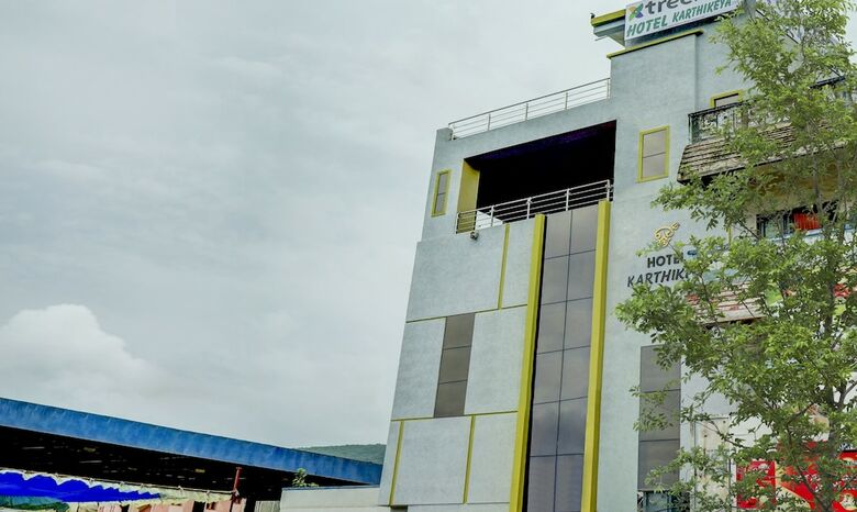 Hotel Treebo Trip Karthikeya Inn