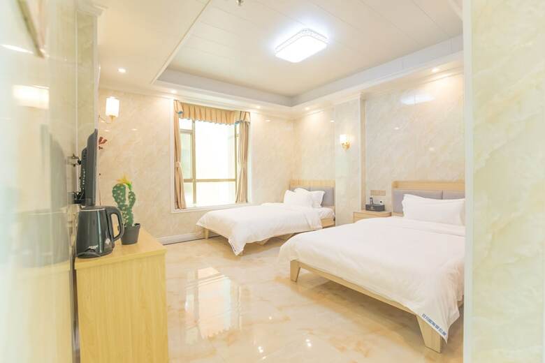 Shuangyuege Apartment
