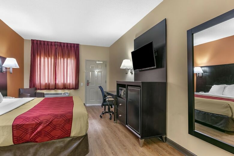 Hotel Econo Lodge Inn & Suites