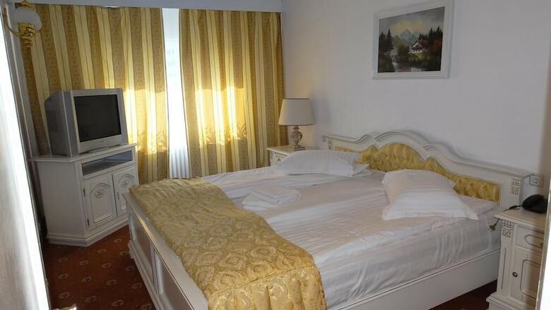 Hotel Cetate Imparatul Romanilor