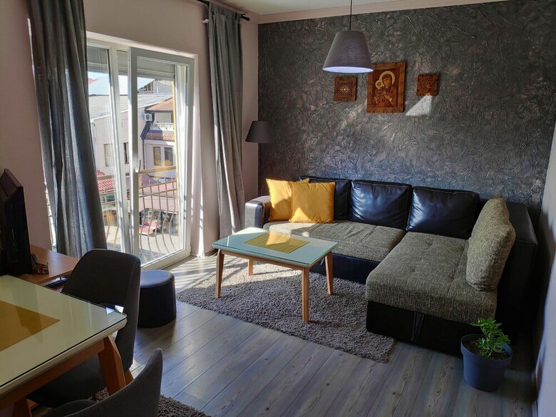 Apartments Lavo