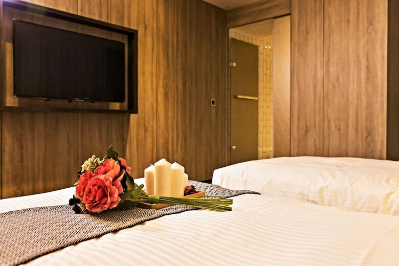 Taipei Heroes Square Hotel