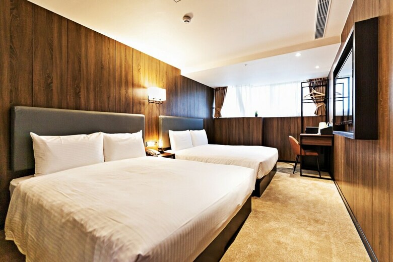 Taipei Heroes Square Hotel