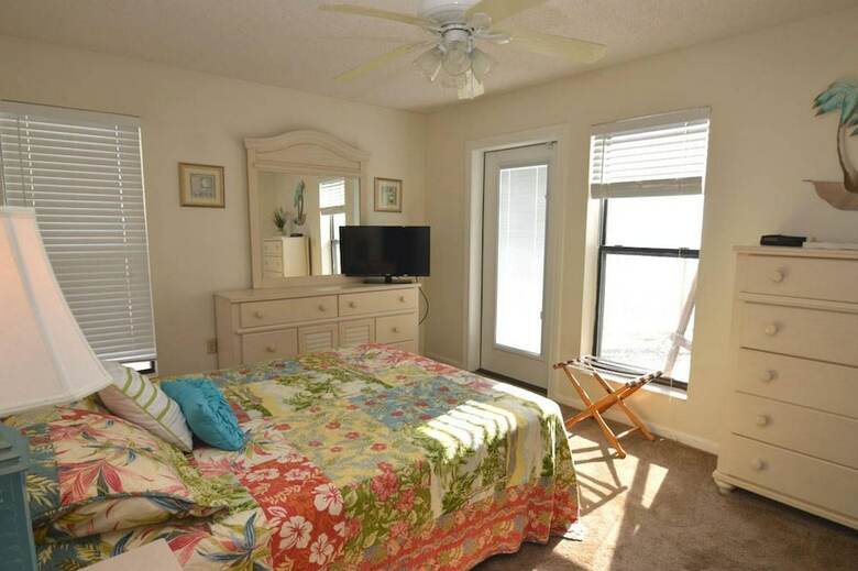 Sandpiper Beachfront Condos By Bender Vacation Rentals