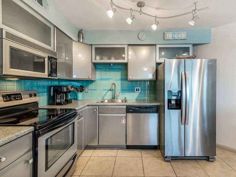 Sandpiper Beachfront Condos By Bender Vacation Rentals