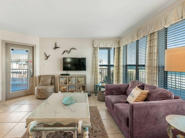 Sandpiper Beachfront Condos By Bender Vacation Rentals