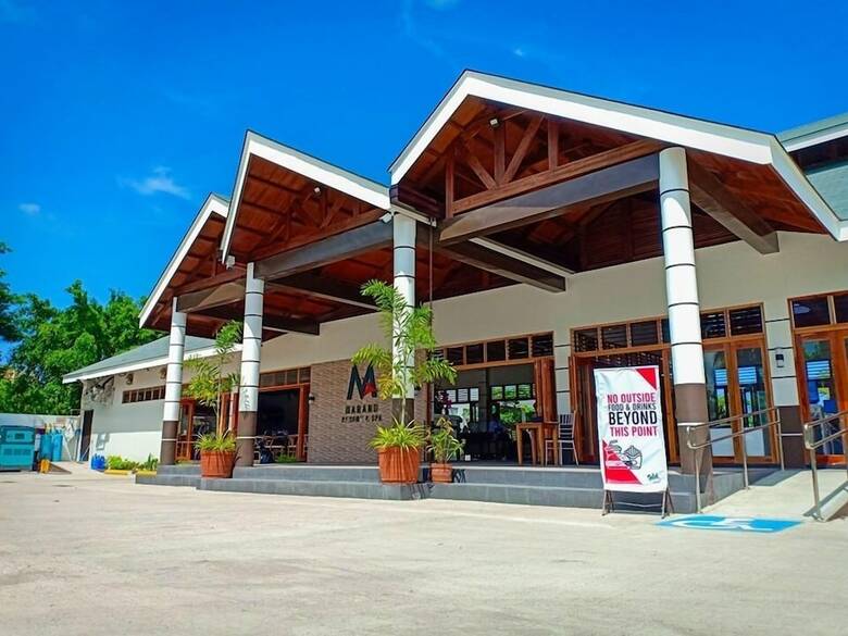 Hotel Marand Beach Resort