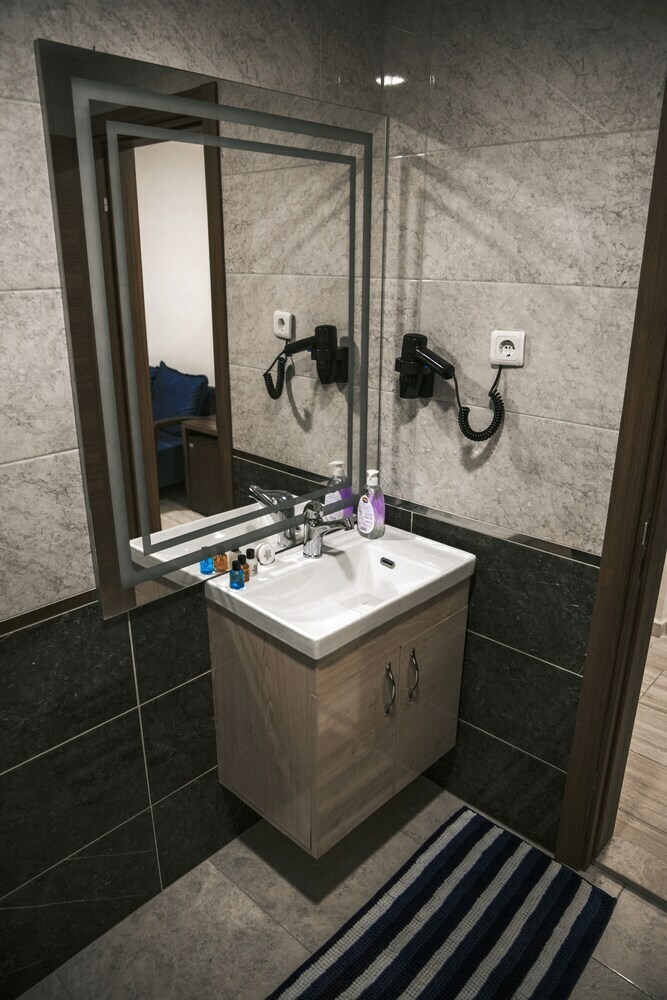 Hotel Bornova Otel