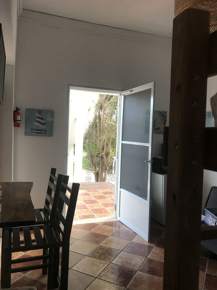 Apartamentos Casa Blanca