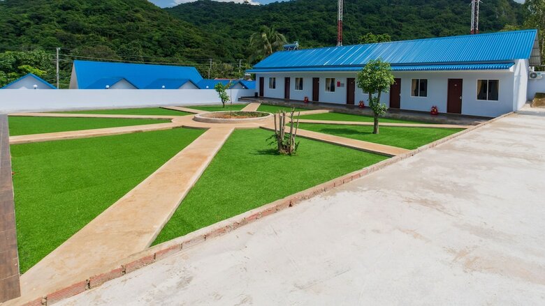 Bungalow Hotel