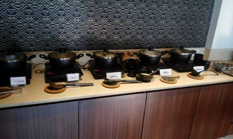 Hotel Seven Sky
