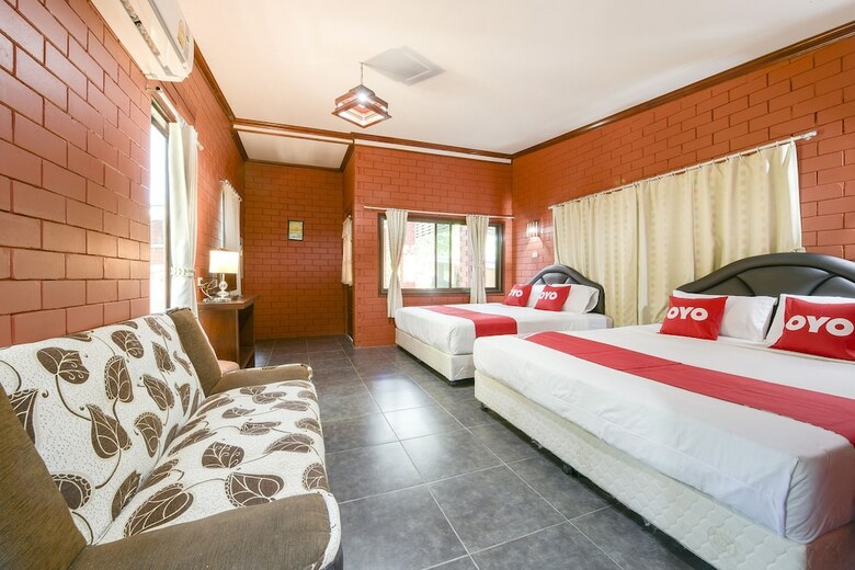 Hotel Oyo 407 Tom Pizza Resort