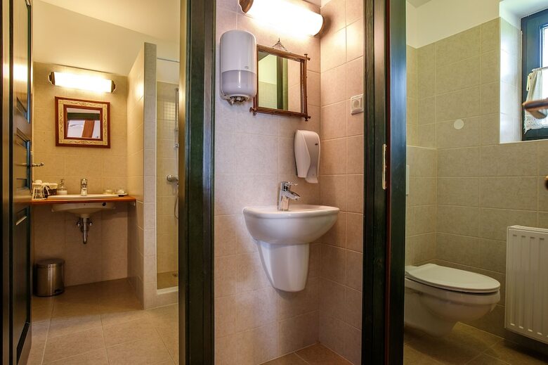 Bed & Breakfast Kosbor Panzi�