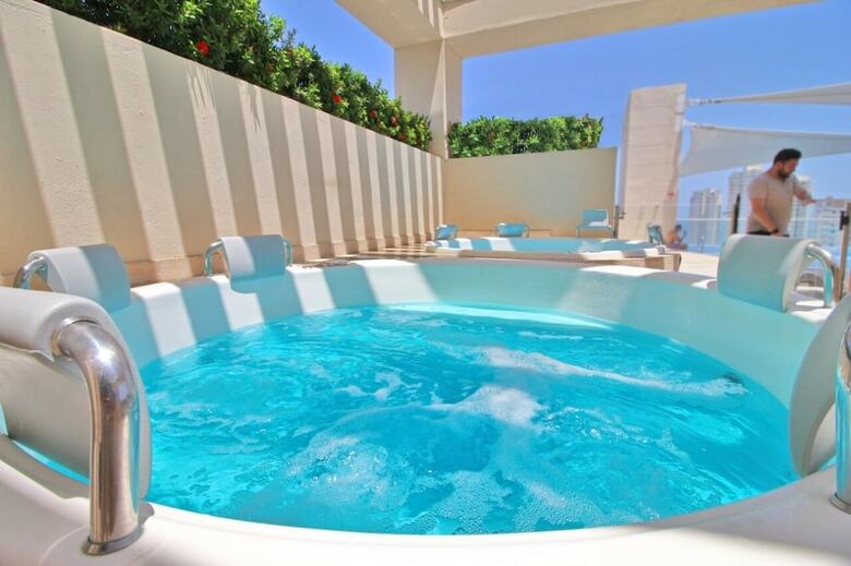 Apartamentos Velas Al Mar