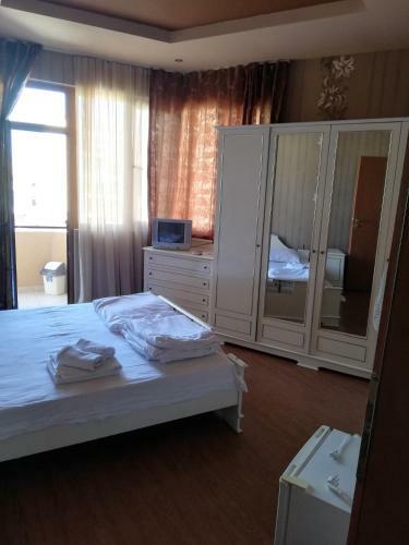 Hostal Hristovi Apartments & Studios