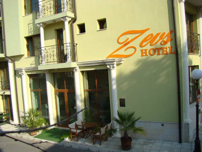 Hotel Zeus