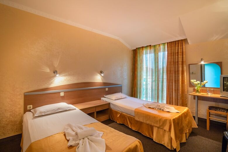 Hotel Zeus