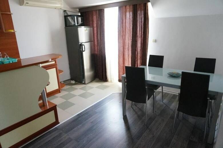 Lilia 2 Hotel