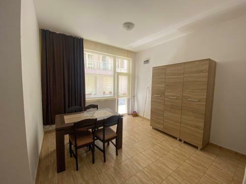 Sunrise Apartments, Pomorie