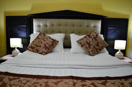 Hotel Makepe Palace