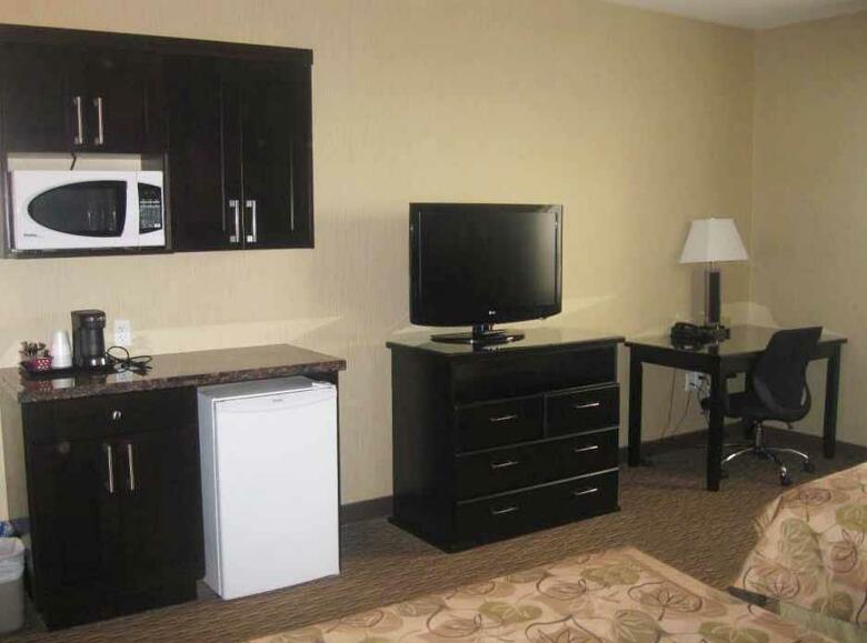 Posada Best Western Plus Estevan Inn & Suites