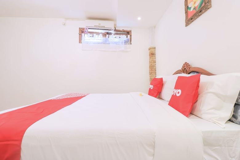 Hostal Oyo 1836 Aeena Village