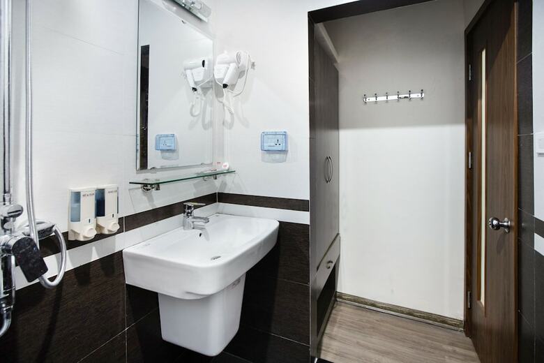 Oyo 370 Long Thanh Hotel