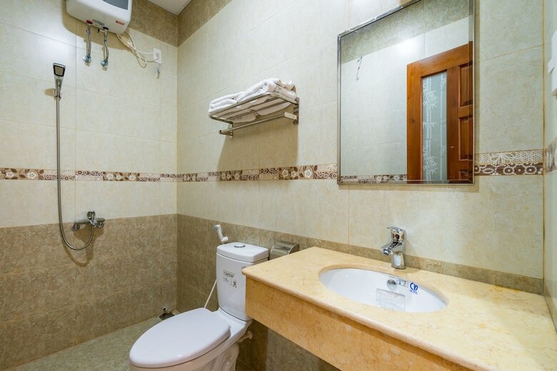 Oyo 370 Long Thanh Hotel