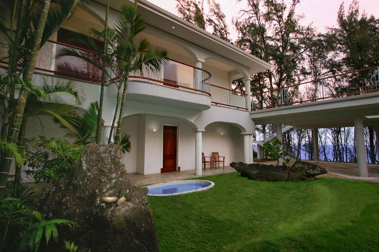 Hotel Hawaii Island Retreat