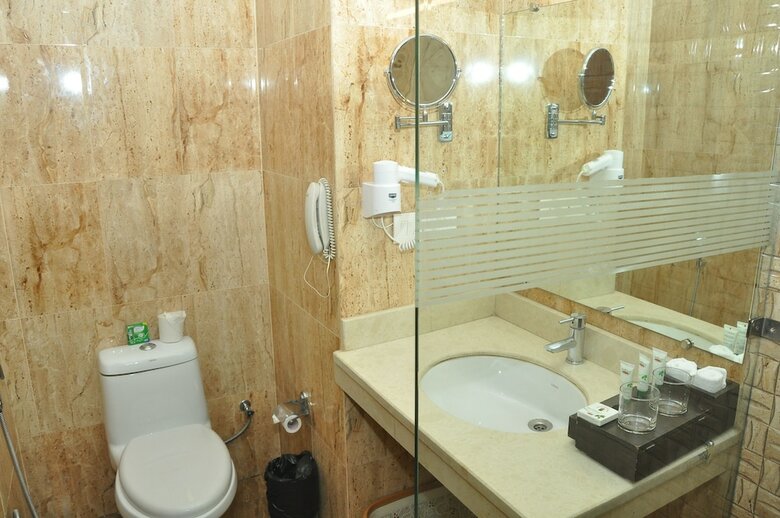 Hotel Jsr Continental