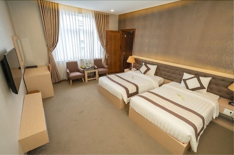 Navy Hotel Da Lat