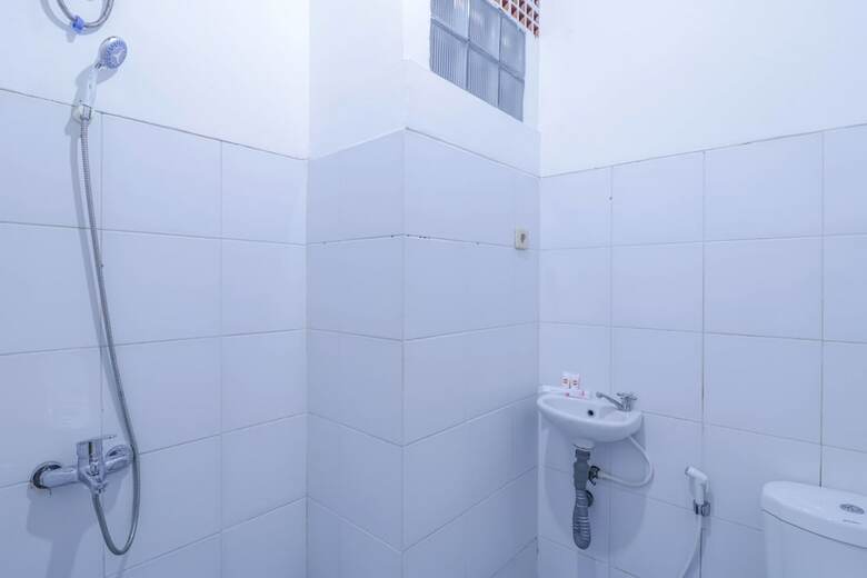 Hotel Oyo 1755 De'balcon Accomodation