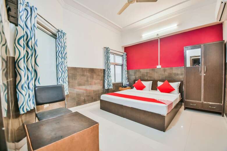 Oyo 45055 Hotel King's Palace