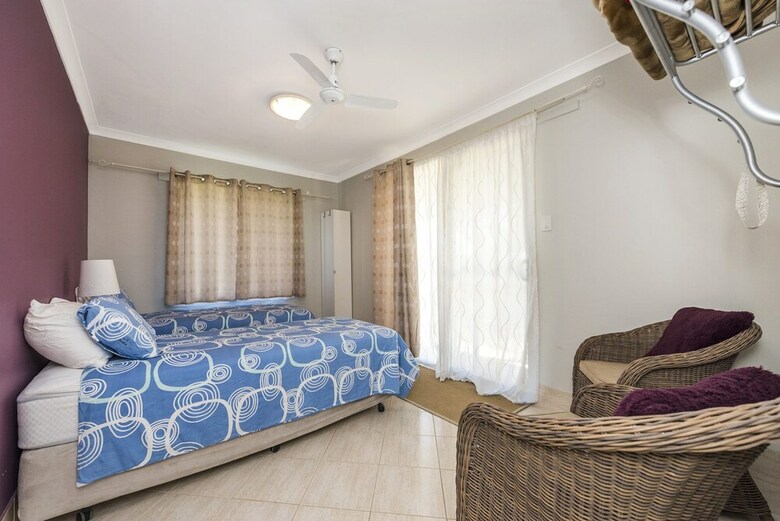 Wave House - Beach Front Lancelin