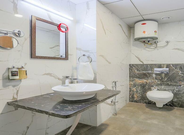 Hotel Collection O 41916 Mansarover