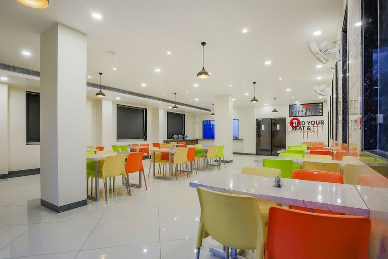 Hotel Collection O 41916 Mansarover