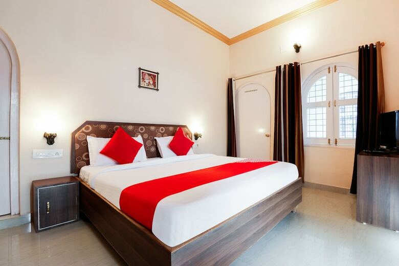 Hotel Oyo 60753 Paradise Luxury Home Stay