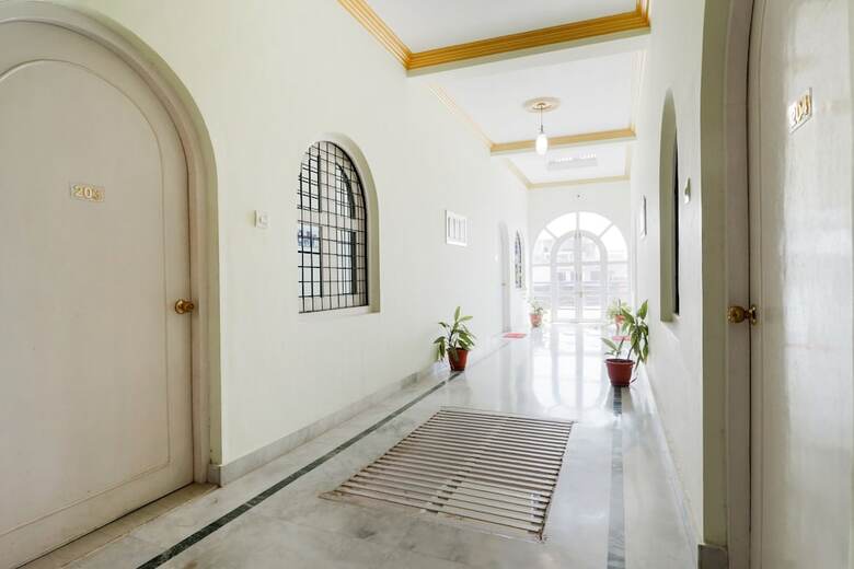Hotel Oyo 60753 Paradise Luxury Home Stay